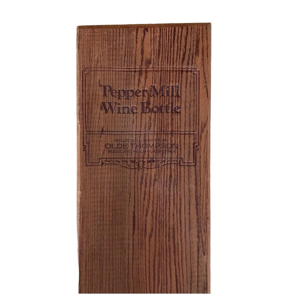 VINTAGE PEPPER MILL WINE BOTTLE BOX OLDE THOMPSON